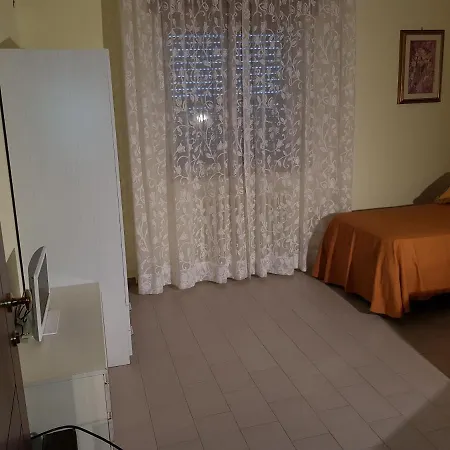 Apartment Bedroom Golfo - Le Lincelle, Lamezia - 2 Extra Large Single Beds *