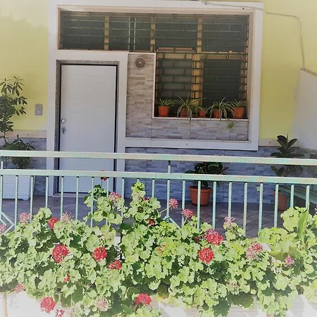 Appartamento Bedroom Golfo - Le Lincelle, Lamezia - 2 Extra Large Single Beds *